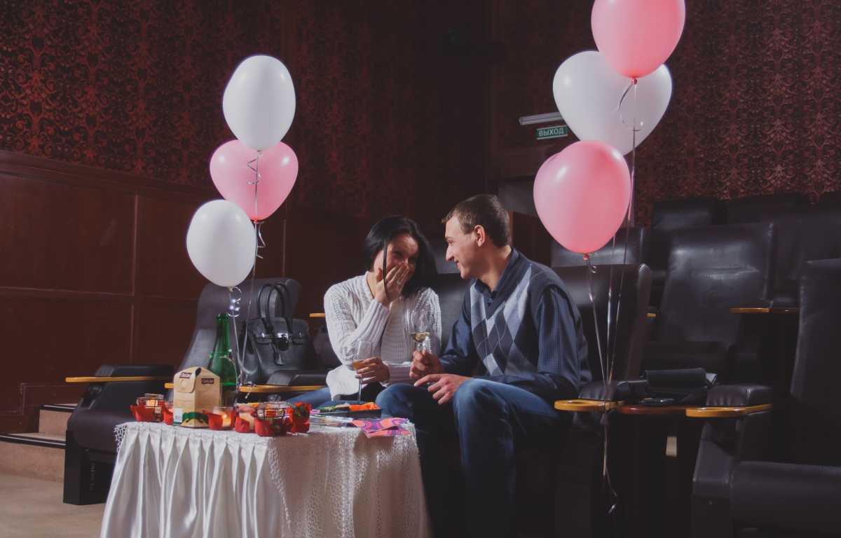 Романтическое свидание в кинотеатре в Перми