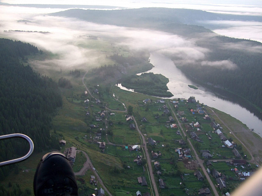 Полёт с инструктором на параплане в Перми. Ultra Подарки. Полёт с инструктором на параплане в Перми. Попробуйте полёт на двухместном параплане над столицей. Сервис: UltraPodarki.ru 8 800 505 95 30. Полёт на параплане, полёт на параплане Пермь, полёт с инструктором на параплане Пермь, полёт с инструктором на параплане, параплан Пермь, параплан, парапланеризм Пермь, купить параплан Пермь