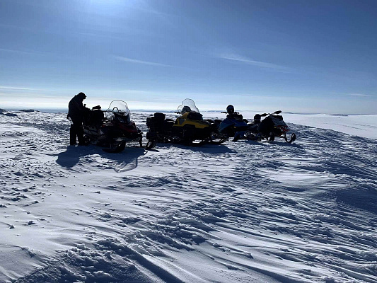 Прокат снегоходов в Перми в подарок. Сервис Ultra Подарки
. ✳️✴️❄️ Подарочный сертификат на прокат снегоходов в Перми с друзьями ❄️✴️✳️. Закажите прокат снегоходов в подарок для мужчин и парней на день рождения по привлекательным ценам. Езда на снегоходах это ещё и активный зимний отдых. Сервис UltraPodarki.ru ☎️ 8 (800) 505-95-30	. катание на снегоходах, подарочный сертификат на катание на снегоходе, прокат снегоходов, прокат снегоходов Пермь, катание на снегоходах Пермь, езда на снегоходе