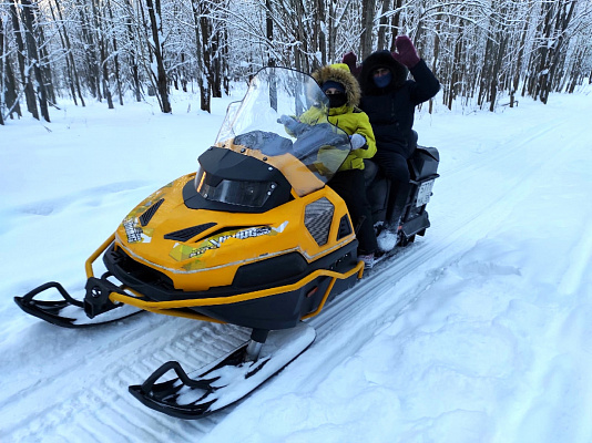 Прокат снегоходов в Перми в подарок. Сервис Ultra Подарки
. ✳️✴️❄️ Подарочный сертификат на прокат снегоходов в Перми с друзьями ❄️✴️✳️. Закажите прокат снегоходов в подарок для мужчин и парней на день рождения по привлекательным ценам. Езда на снегоходах это ещё и активный зимний отдых. Сервис UltraPodarki.ru ☎️ 8 (800) 505-95-30	. катание на снегоходах, подарочный сертификат на катание на снегоходе, прокат снегоходов, прокат снегоходов Пермь, катание на снегоходах Пермь, езда на снегоходе