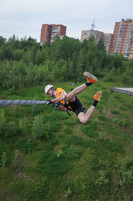 Роупджампинг - прыжки с верёвкой в Перми. Подарочные сертификаты Ultra Подарки. Роупджампинг в Перми - Экстремальный оригинальный подарок или подарочный сертификат на Роупджампинг - прыжки с верёвкой. Сервис UltraPodarki.ru 8-800-505-95-30. роупджампинг Пермь, прыжок веревка Пермь, роупджампинг, прыжок веревка, прыжок с веревкой, Подарок, подарочный сертификат, экстрим, экстремальный подарок
