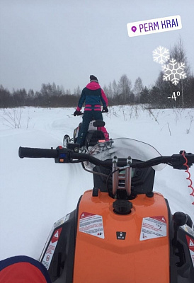 Катание на снегоходах в Перми в подарок. Сервис Ultra Подарки
. ✳️✴️❄️ Подарочный сертификат на катание на снегоходах в Перми с друзьями ❄️✴️✳️. Закажите прокат снегоходов в подарок для мужчин и парней на день рождения по привлекательным ценам. Езда на снегоходах это ещё и активный зимний отдых. Сервис UltraPodarki.ru ☎️ 8 (800) 505-95-30	. катание на снегоходах, подарочный сертификат на катание на снегоходе, прокат снегоходов, прокат снегоходов Пермь, катание на снегоходах Пермь, езда на снегоходе