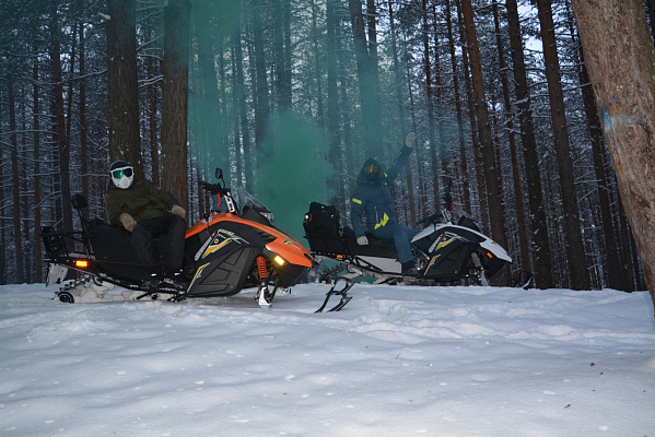 Катание на снегоходах в Перми в подарок. Сервис Ultra Подарки
. ✳️✴️❄️ Подарочный сертификат на катание на снегоходах в Перми с друзьями ❄️✴️✳️. Закажите прокат снегоходов в подарок для мужчин и парней на день рождения по привлекательным ценам. Езда на снегоходах это ещё и активный зимний отдых. Сервис UltraPodarki.ru ☎️ 8 (800) 505-95-30	. катание на снегоходах, подарочный сертификат на катание на снегоходе, прокат снегоходов, прокат снегоходов Пермь, катание на снегоходах Пермь, езда на снегоходе