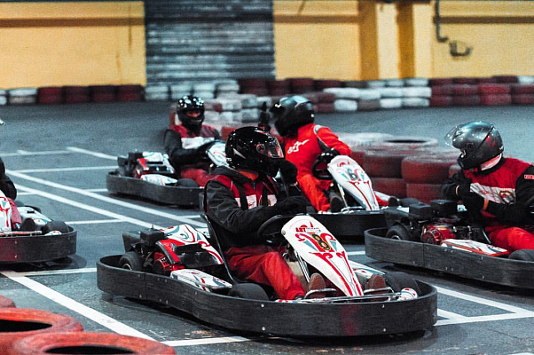 Картинг в Перми. ULTRA ПОДАРКИ. Купить картинг в Перми. Попробуйте участие в настоящей гонке и получите порцию незабываемых эмоций. Гонки на картах - это приятно и доступно. Сервис UltraPodarki.ru 8 (800) 505 95-30. Картинг Пермь, картинг, гонки на картах Пермь, гонки на картах, езда на карте Пермь, езда на карте, купить картинг Пермь, купить картинг, картинг цена Пермь, картинг цена, картинг клуб Пермь, картинг клуб, картинг центр, картинг центр Пермь